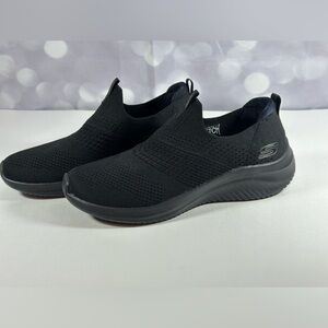 NEW Womens SKECHERS ULTRA FLEX 3.0-CLASSY CHARM Black MESH Shoes AUTHENTIC